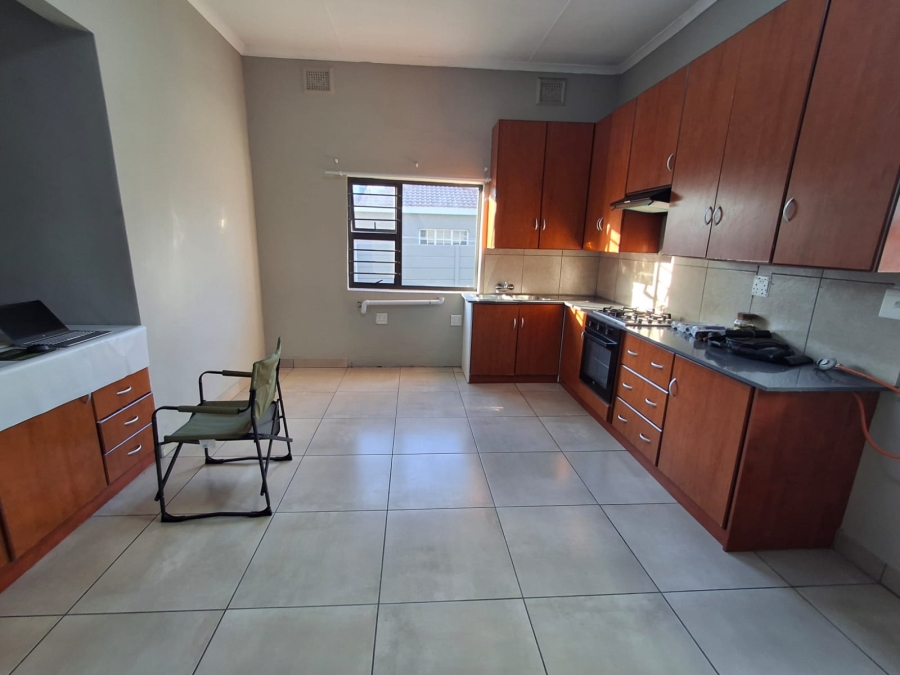To Let 3 Bedroom Property for Rent in South End Eastern Cape